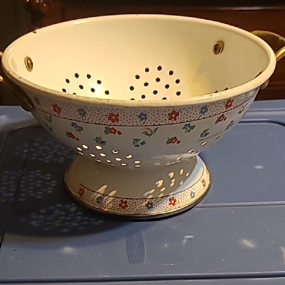 Kamenstein Floral Enanamel Colander with Gold Handles